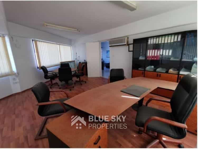 Office in Paphos, Pafos 11120419