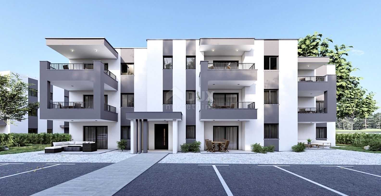 Condominium in Poreč, Istria County 11120477