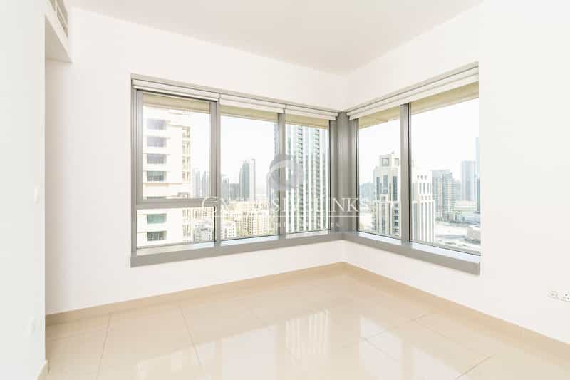 Condominium in Dubai, Dubai 11120505