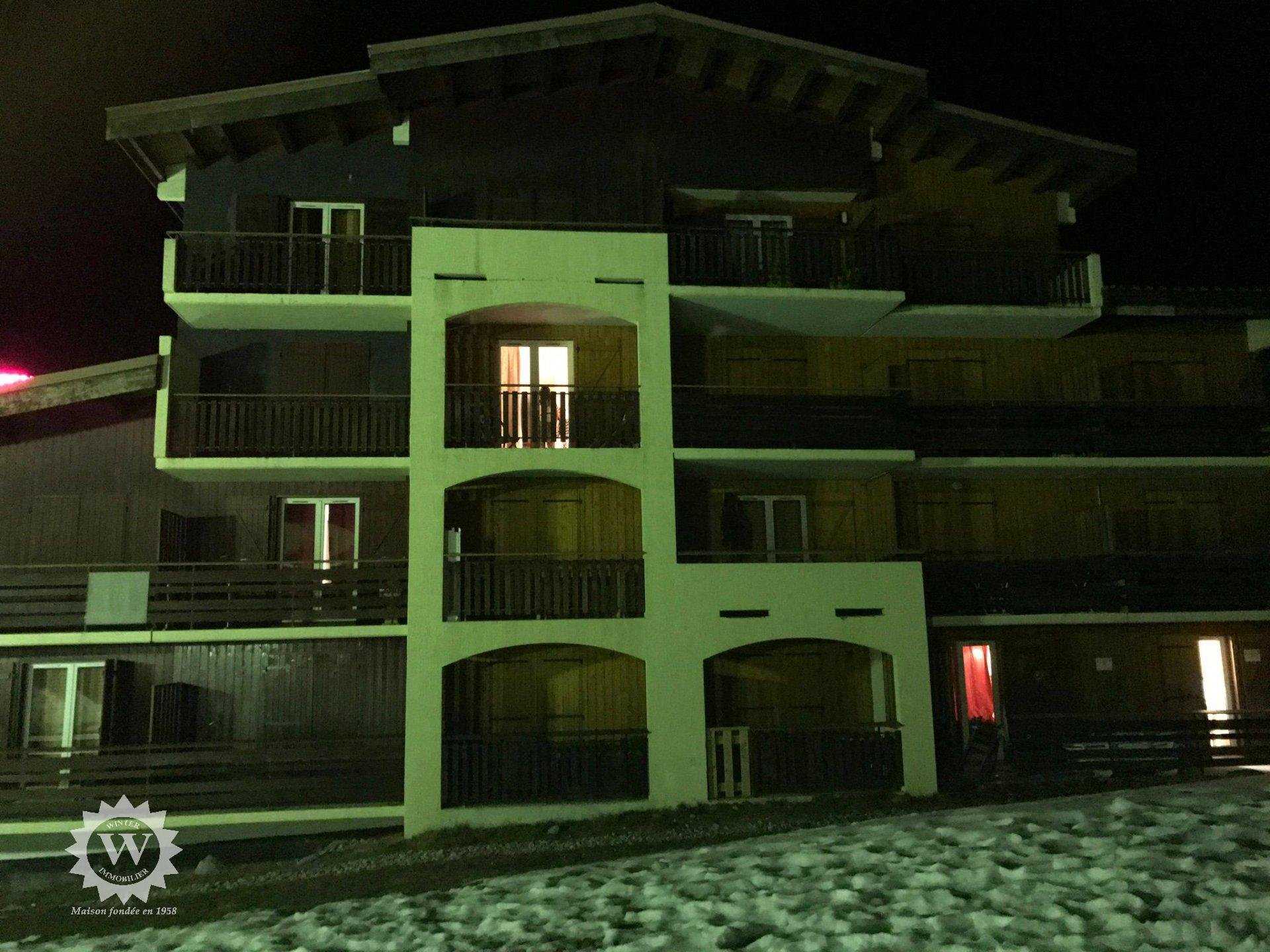 Condominium in Venosc, Auvergne-Rhône-Alpes 11121432