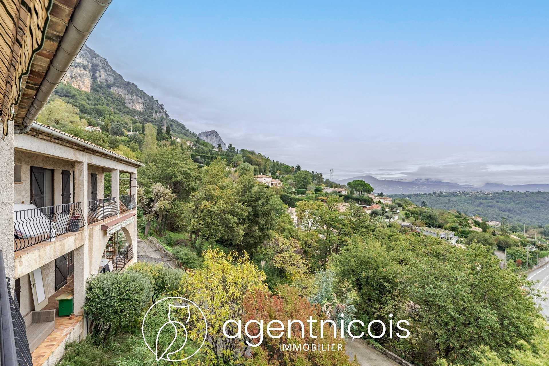 Huis in Saint-Jeannet, Provence-Alpes-Cote d'Azur 11121457