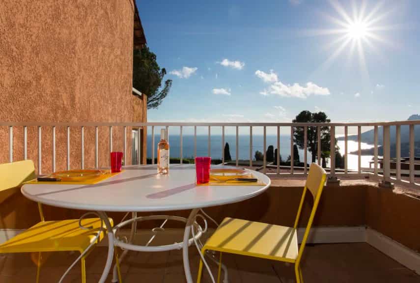 Eigentumswohnung im Théoule-sur-Mer, Provence-Alpes-Côte d'Azur 11121537