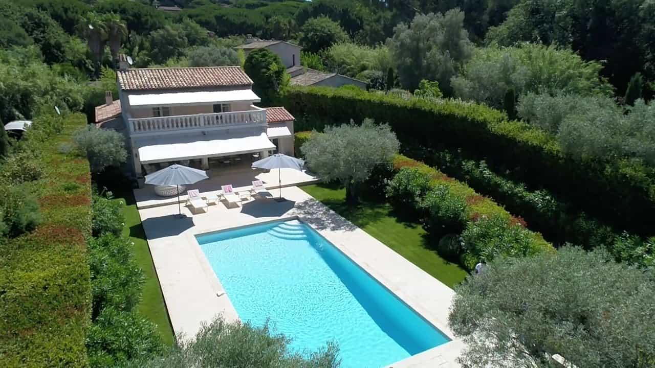 Huis in Saint tropez, Provence-Alpes-Côte d'Azur 11121577