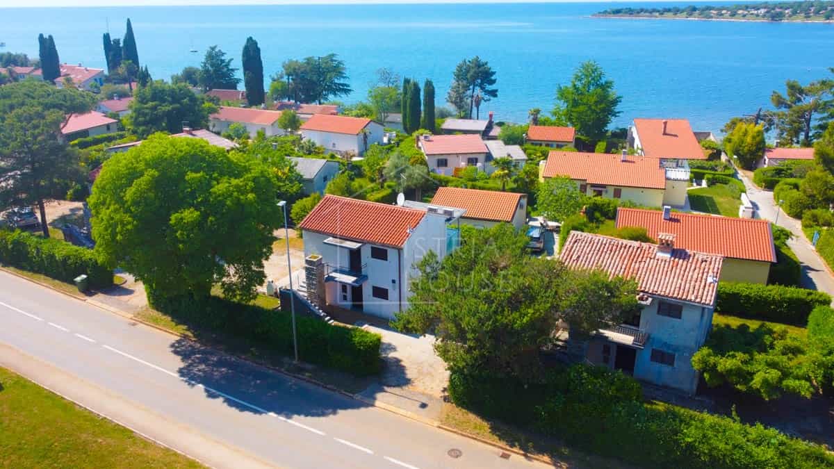 بيت في Novigrad, Istria County 11121893