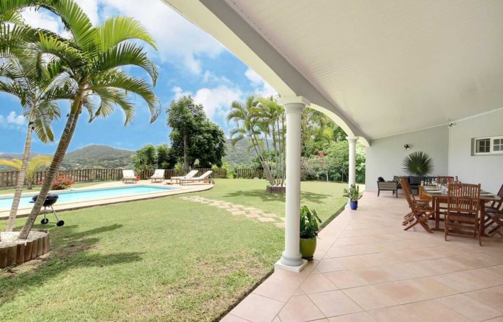 بيت في Rivière-Pilote, Martinique 11122095