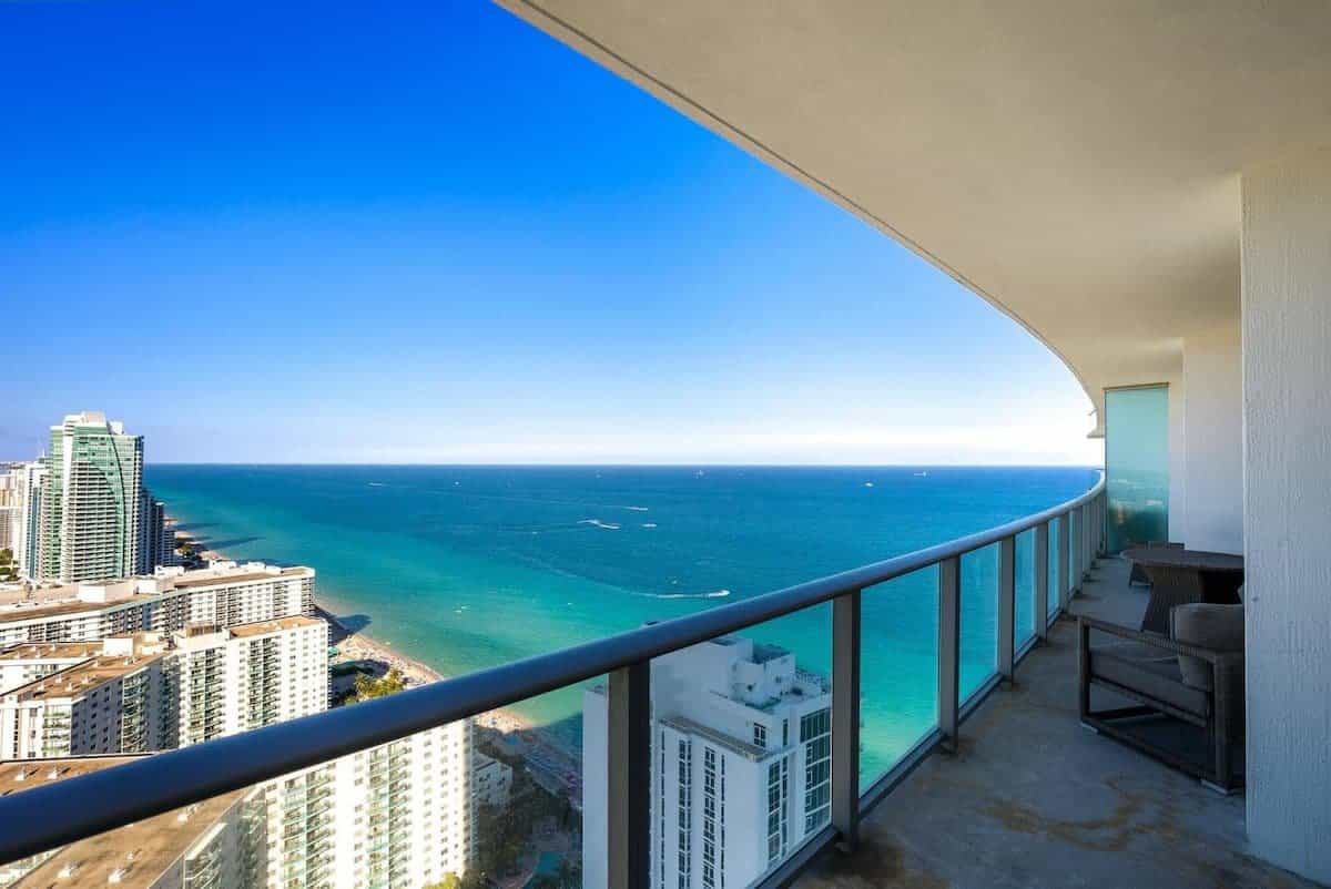 Condominium in Beverley Beach, Florida 11122117