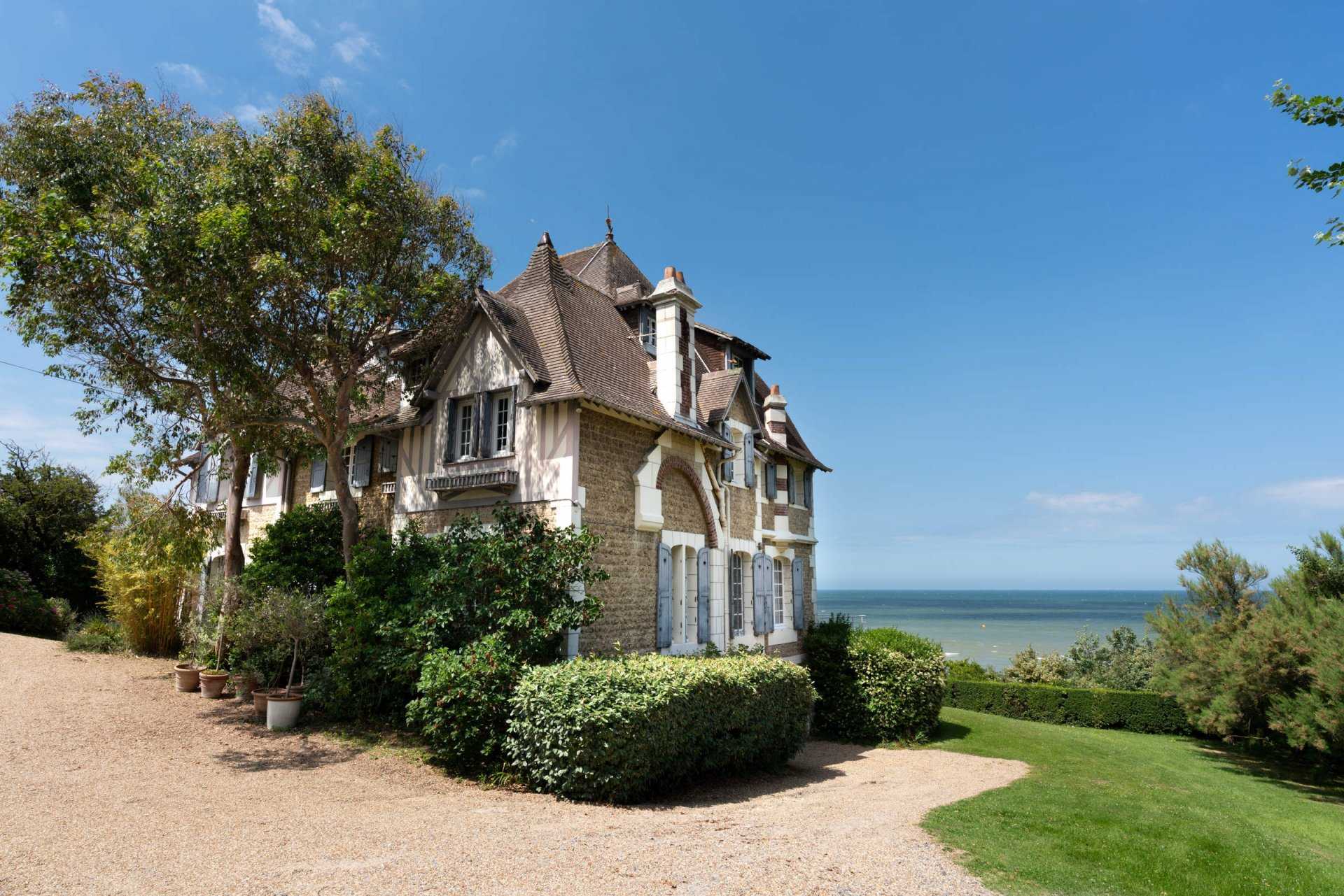 House in Deauville-les-Bains, Normandie 11122610