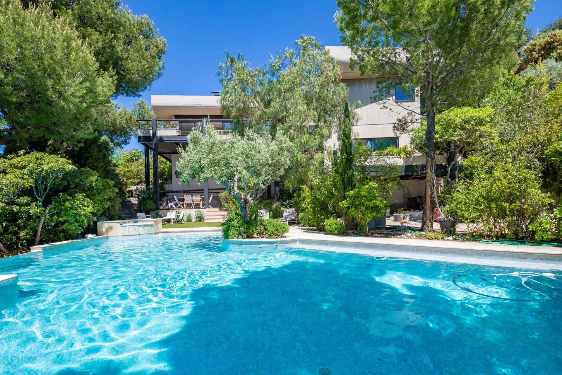 Rumah di Marseille, Provence-Alpes-Cote d'Azur 11122673