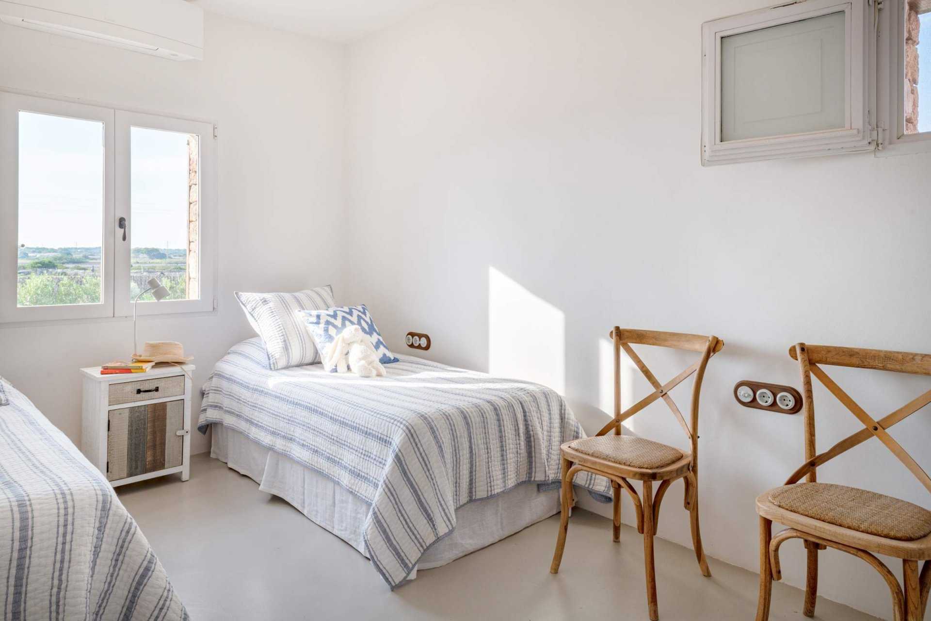 Condominium in Sant Francesc de Formentera, Islas Baleares 11122803