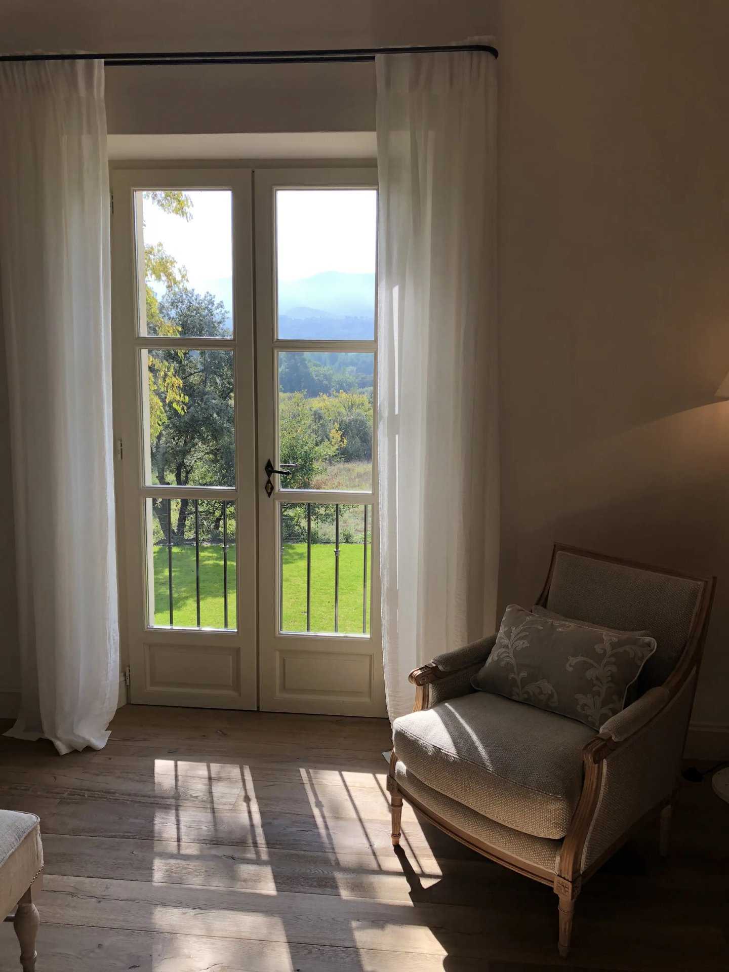 Hus i Lourmarin, Provence-Alpes-Cote d'Azur 11123011