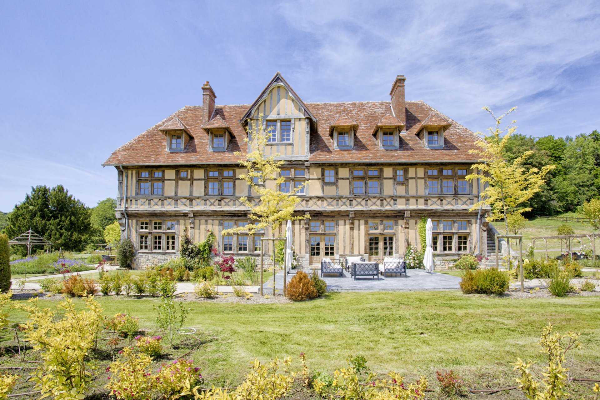 Dom w Deauville-les-Bains, Normandia 11123072