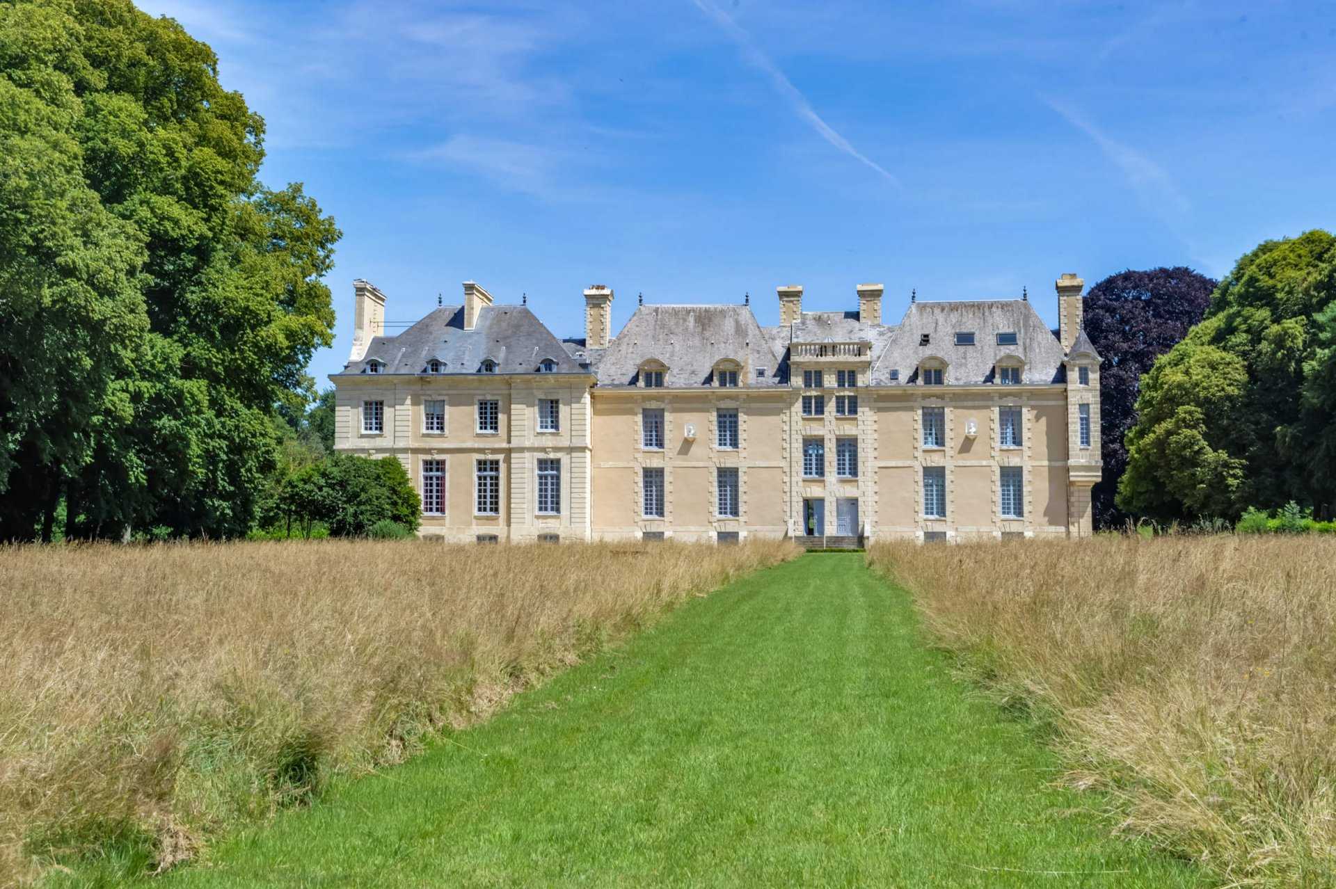 집 에 Condé-en-Normandie, Calvados 11123150