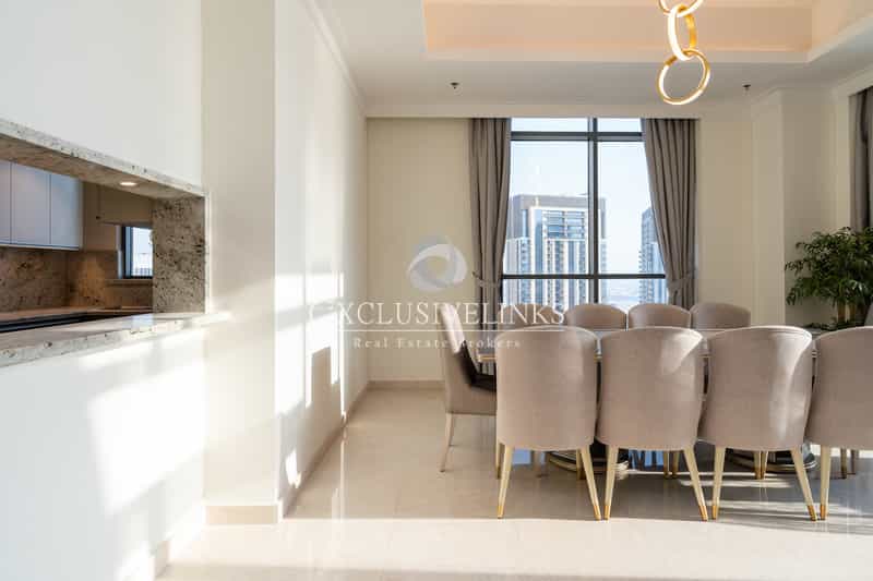 Condominium in Dubai, Dubayy 11123741
