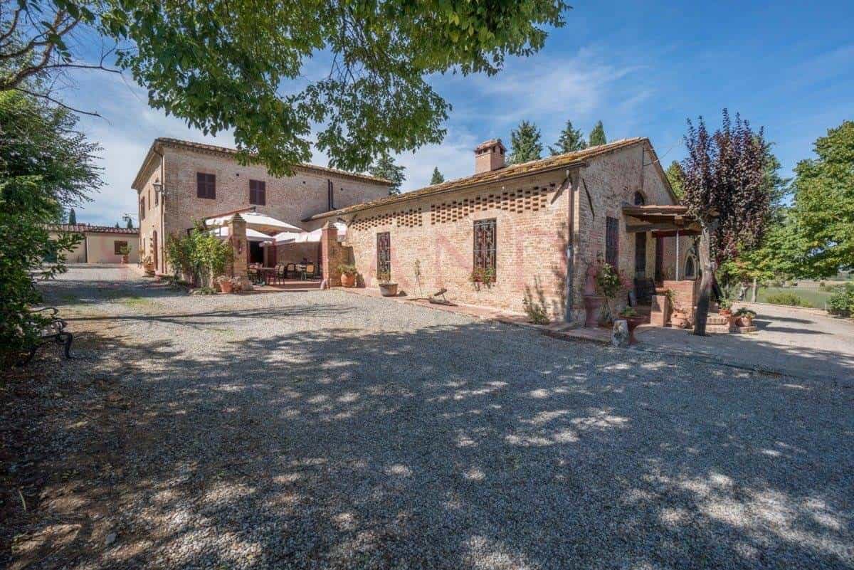 بيت في Monteroni d'Arbia, Toscana 11123888