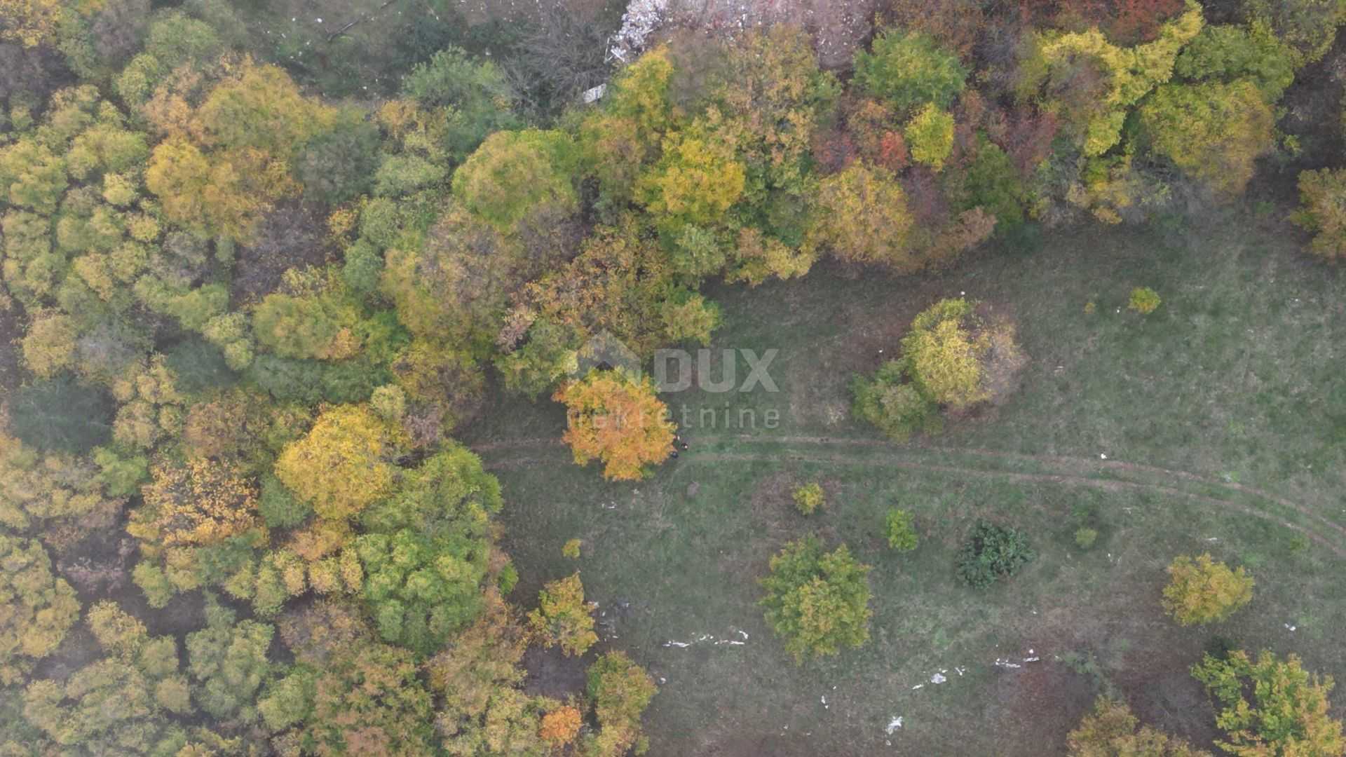 Γη σε Κλάνα, Primorsko-Goranska Zupanija 11123957