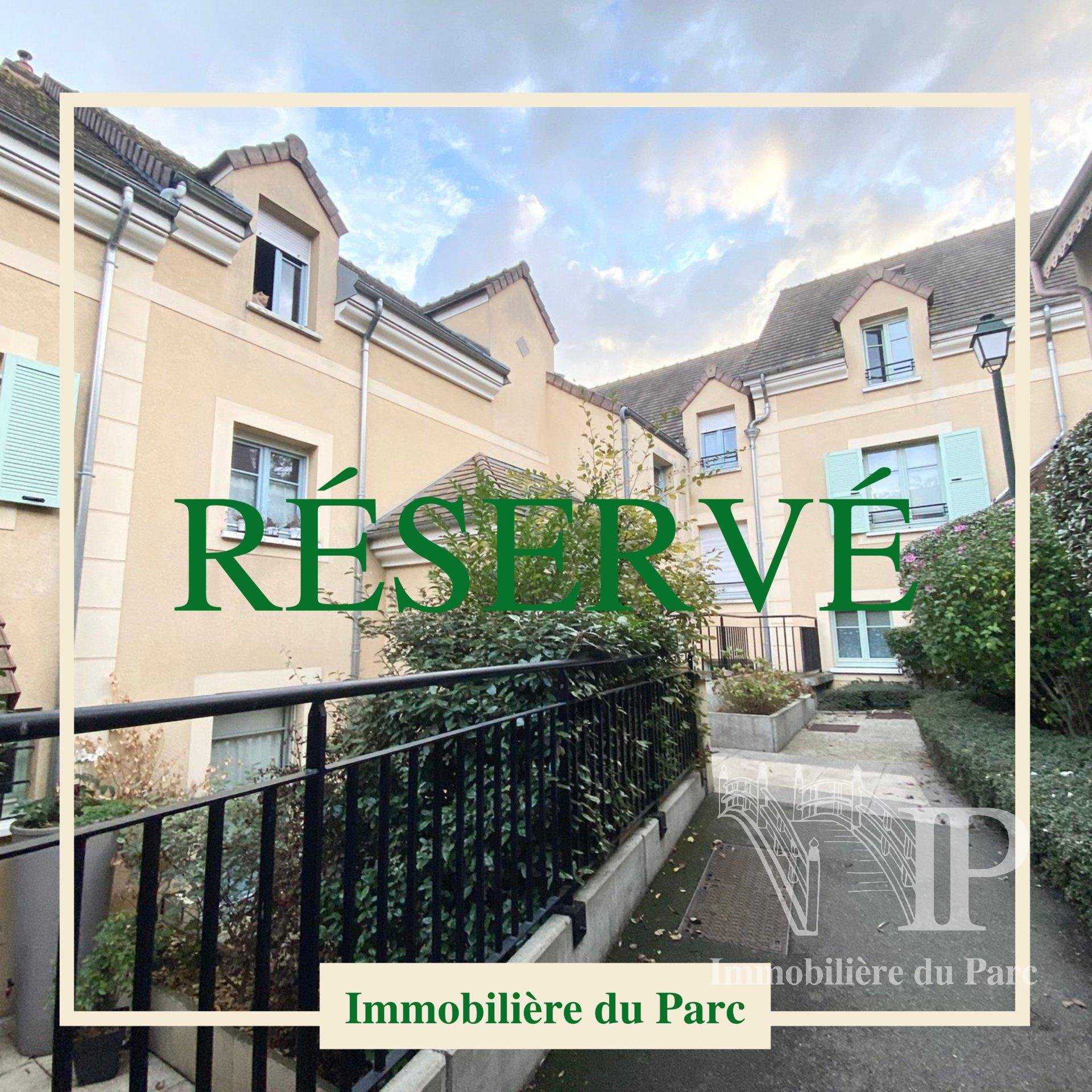 Condominium in Rocquencourt, Ile-de-France 11124050
