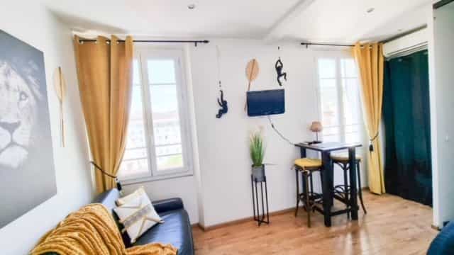 公寓 在 戛纳, 普罗旺斯-阿尔卑斯-蓝色海岸 11124060