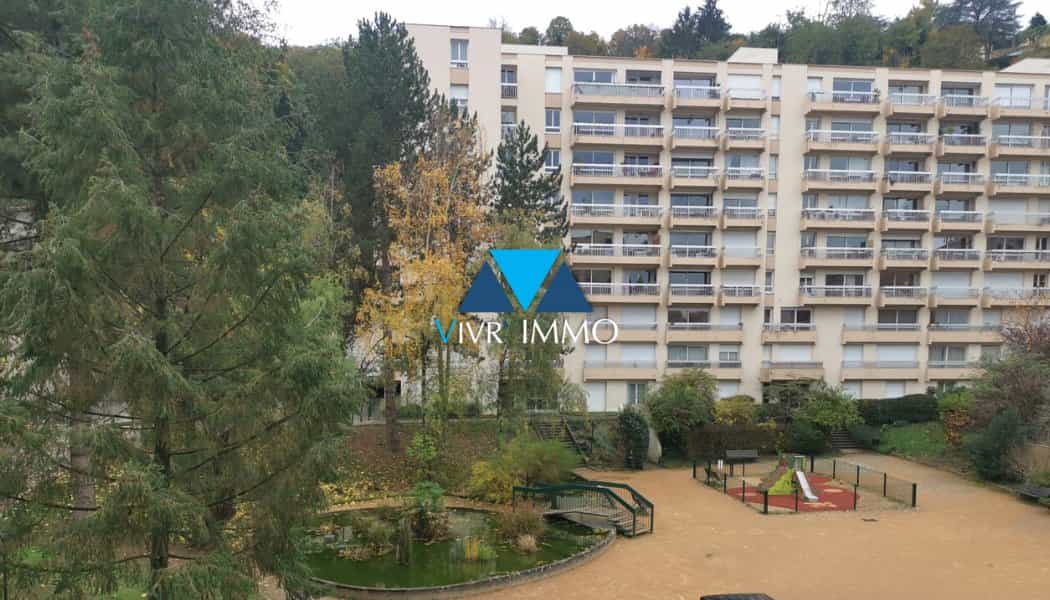 Condominium in Lyon 9ème, Rhône 11124071