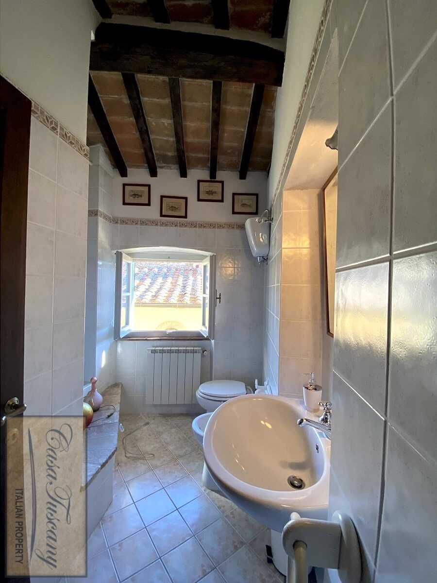 Condominium in Cortona, Tuscany 11124193