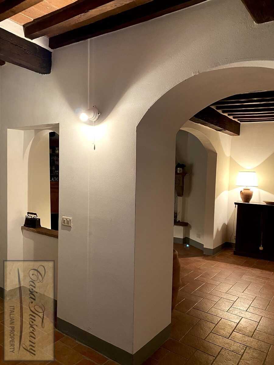 Osakehuoneisto sisään Cortona, Tuscany 11124193