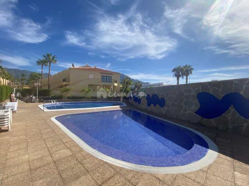Condominium in Adeje, Canary Islands 11124530