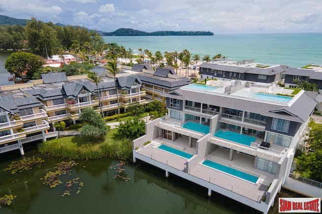 Condominium in Ban Pa Sak, Phuket 11124902