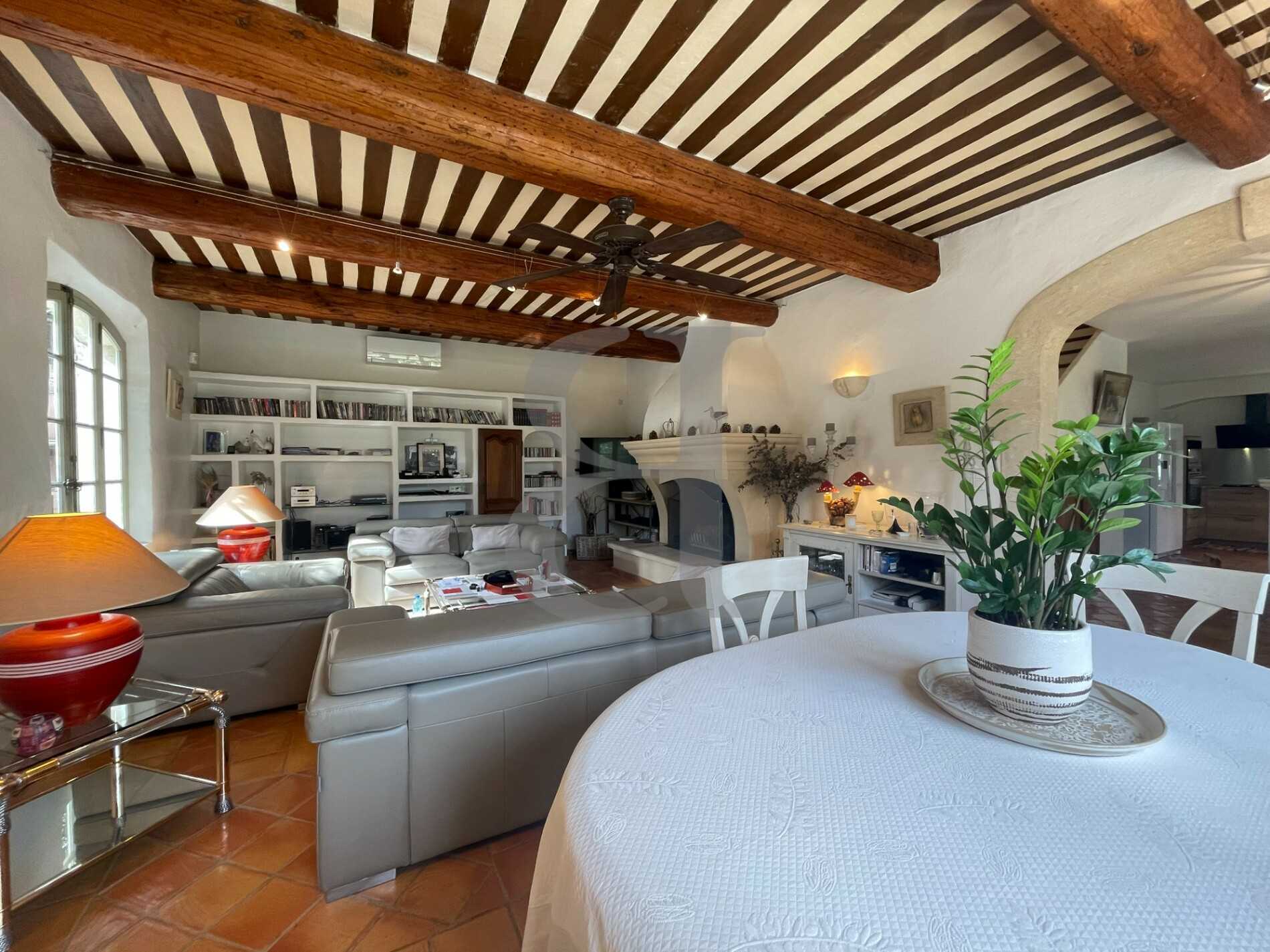 Casa nel Graveson, Provence-Alpes-Côte d'Azur 11125081