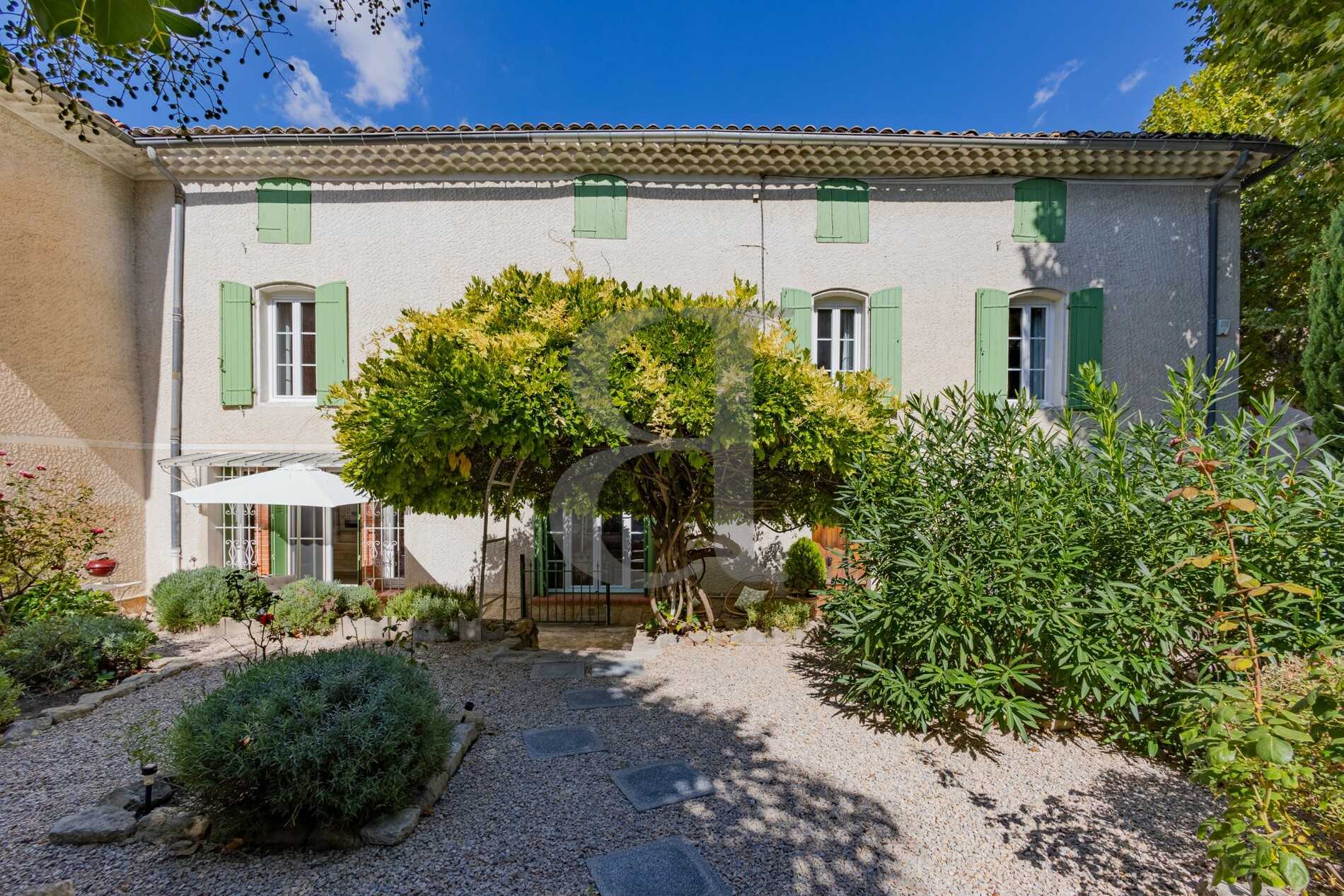 Hus i Mazan, Provence-Alpes-Cote d'Azur 11125193