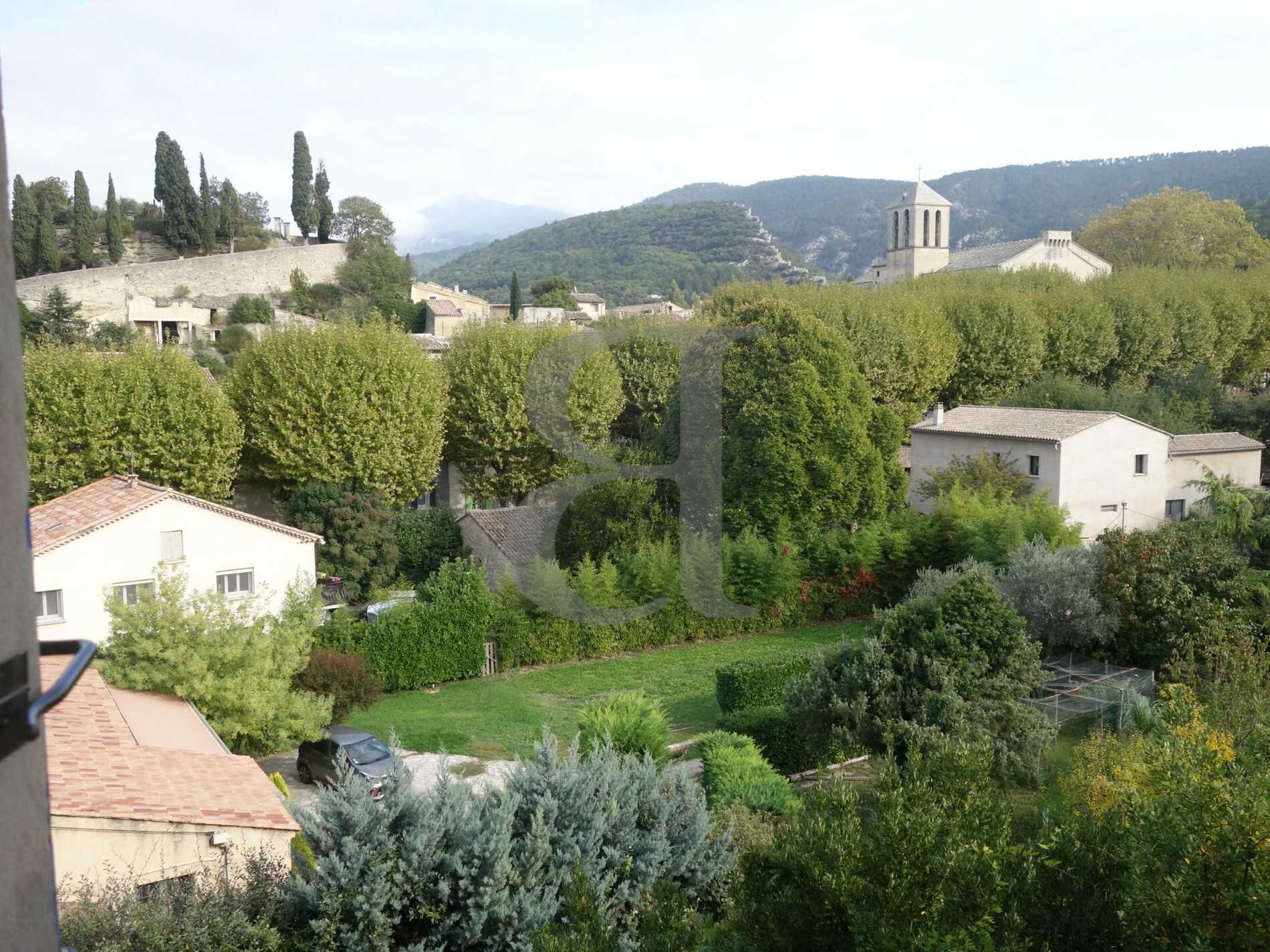 Rumah di Malaucène, Provence-Alpes-Côte d'Azur 11125203
