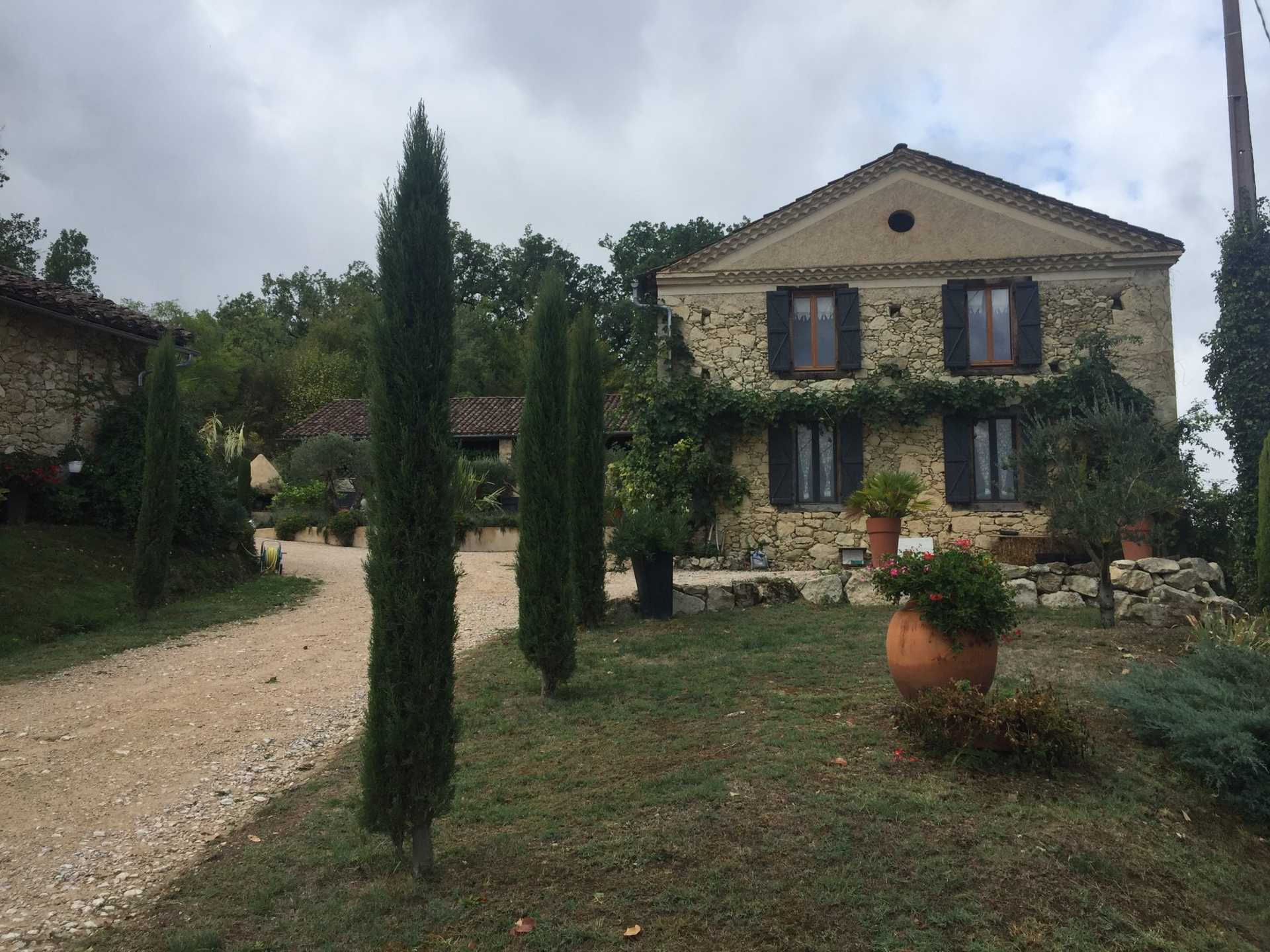 بيت في Masseube, Occitanie 11125208