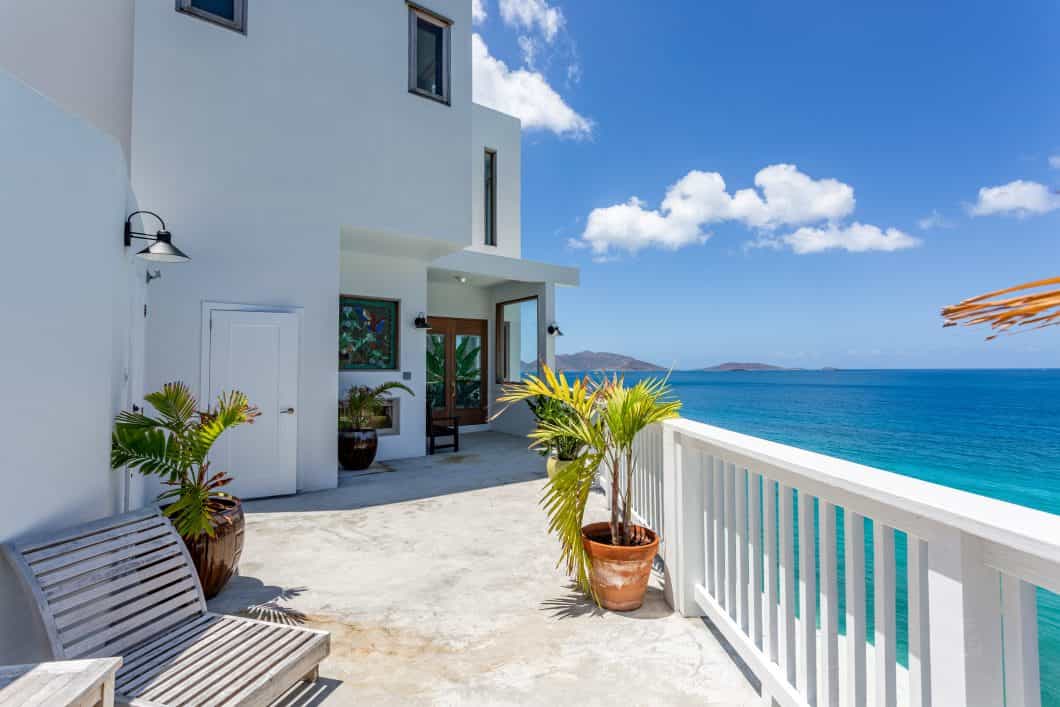 House in Coral Bay, Virgin Islands 11125435