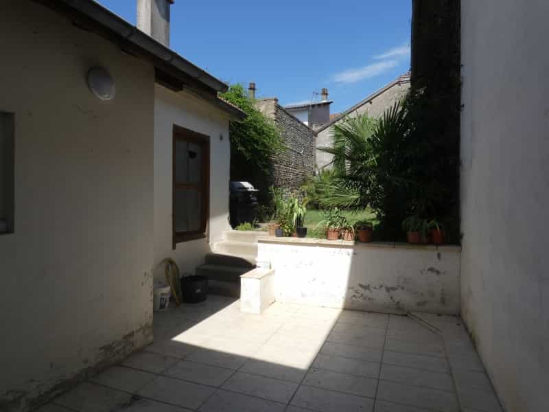 House in Maubourguet, Occitanie 11125837