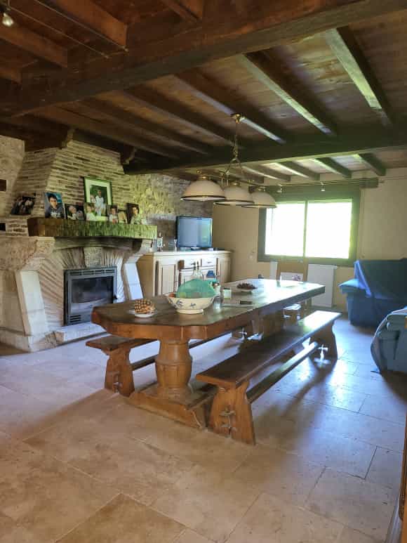 House in Monflanquin, Nouvelle-Aquitaine 11125996