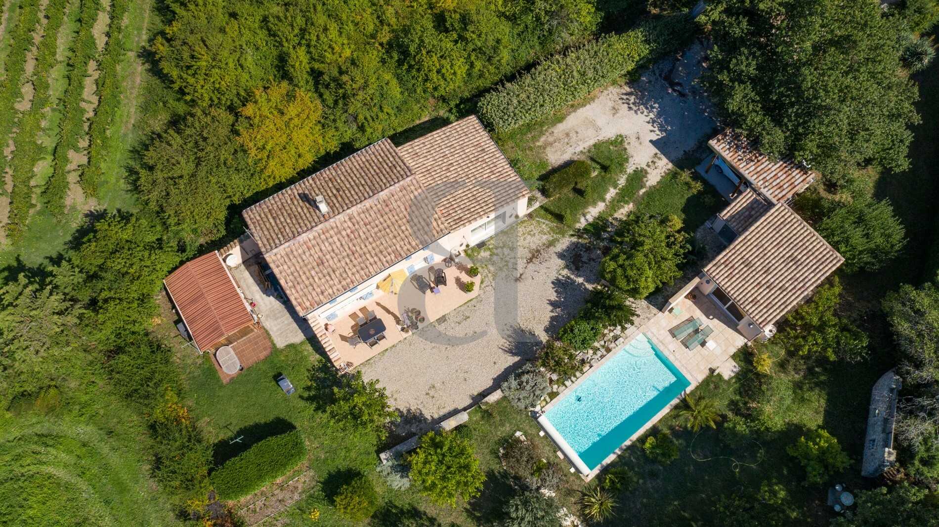Andere in Valreas, Provence-Alpes-Côte d'Azur 11126371