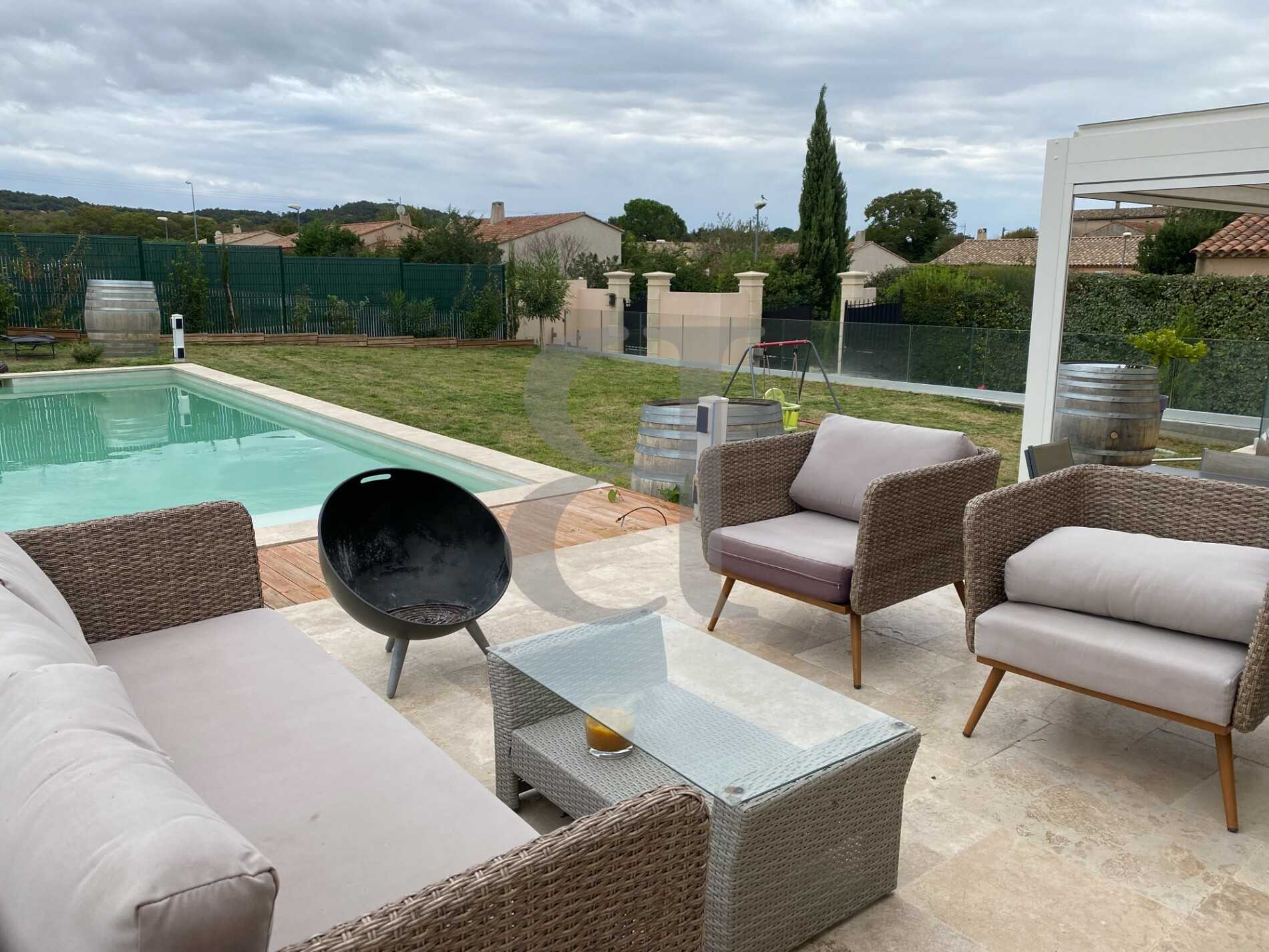 Huis in Valreas, Provence-Alpes-Côte d'Azur 11126408