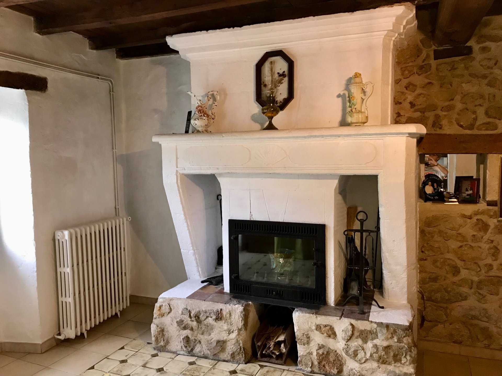 Huis in Parcoul-Chenaud, Nouvelle-Aquitaine 11126536
