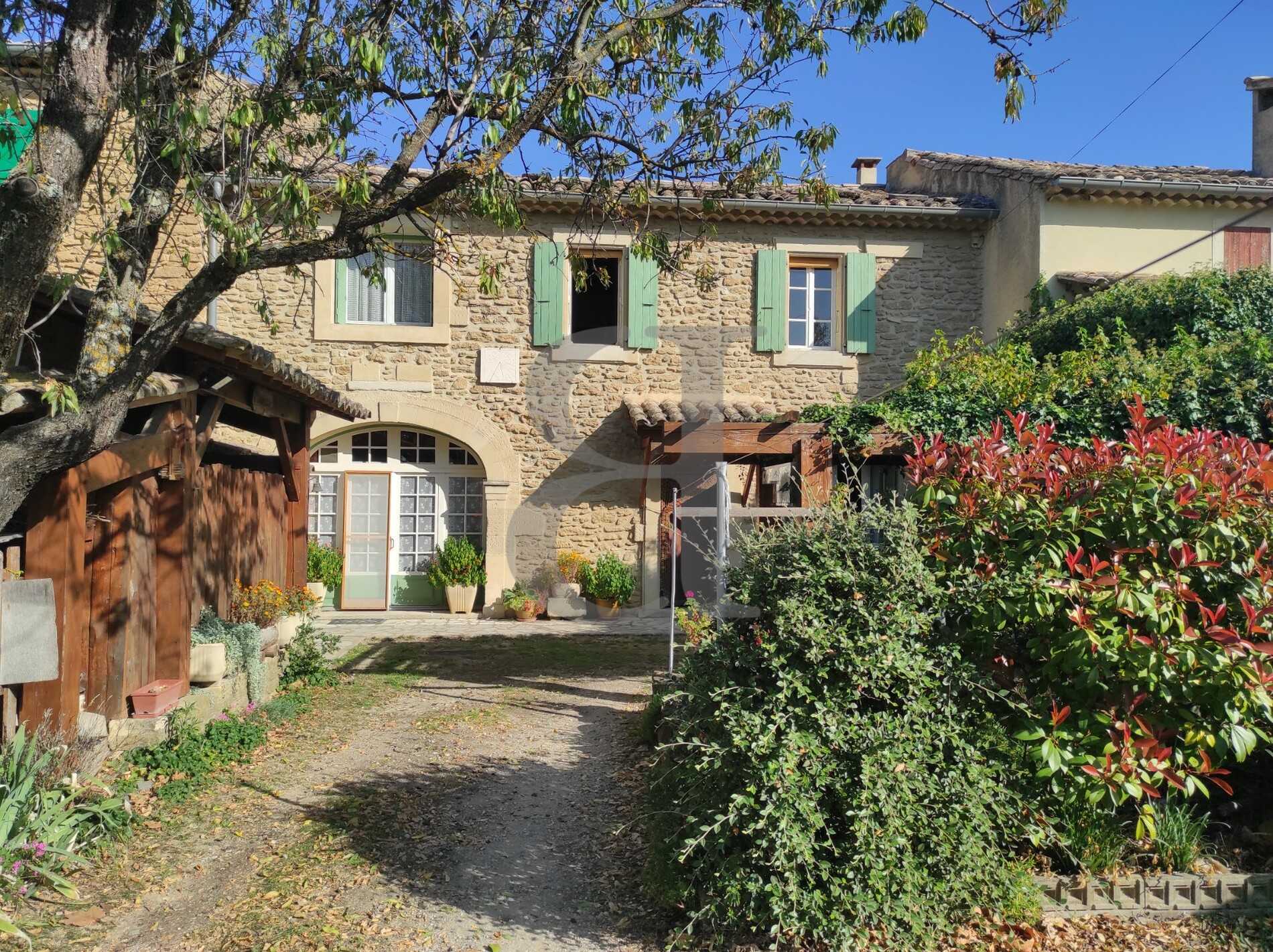 rumah dalam Valreas, Provence-Alpes-Côte d'Azur 11126594