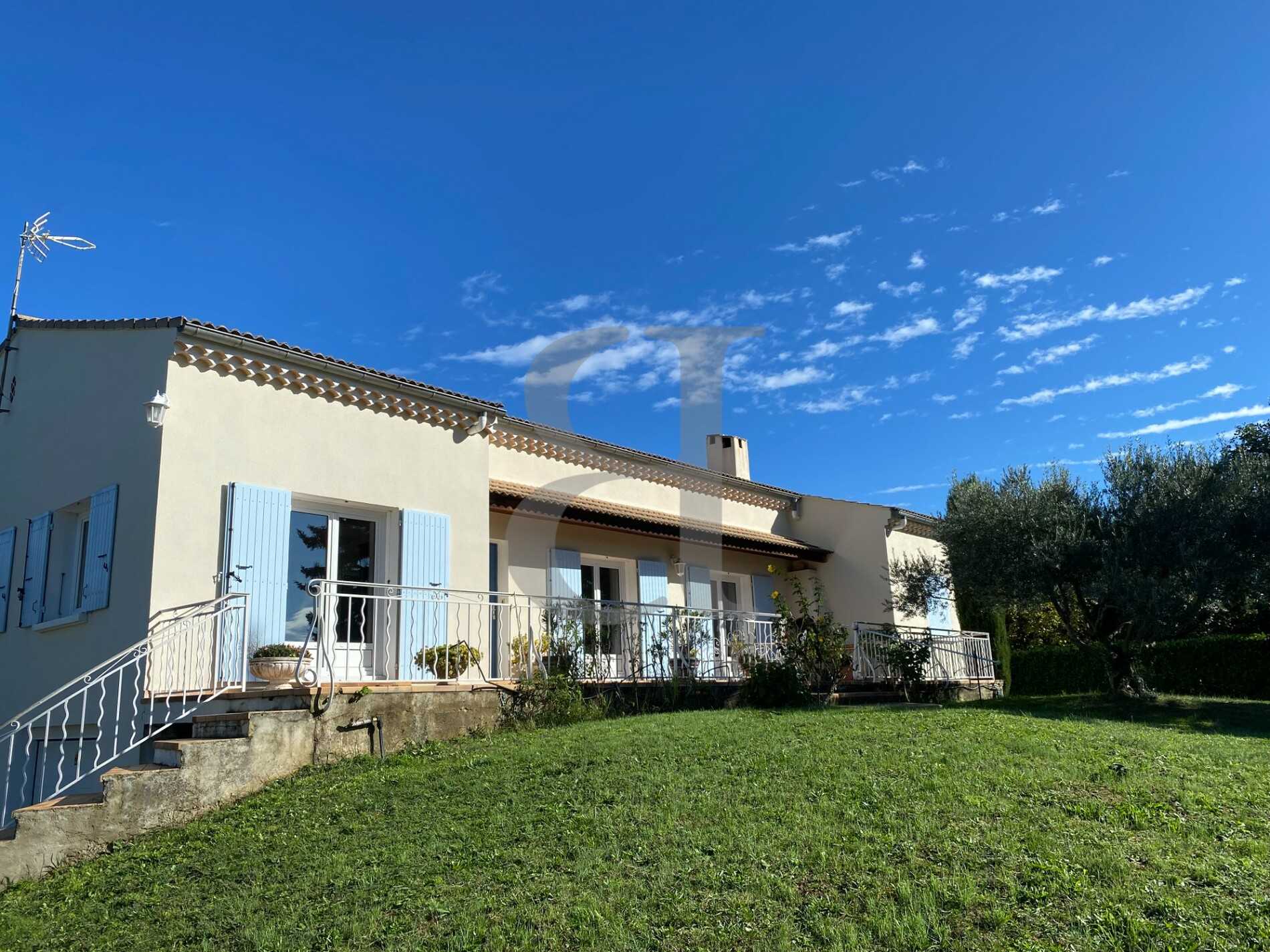 Huis in Valreas, Provence-Alpes-Côte d'Azur 11126596