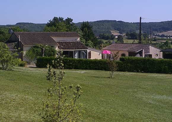 House in Tournon-d'Agenais, Nouvelle-Aquitaine 11126790
