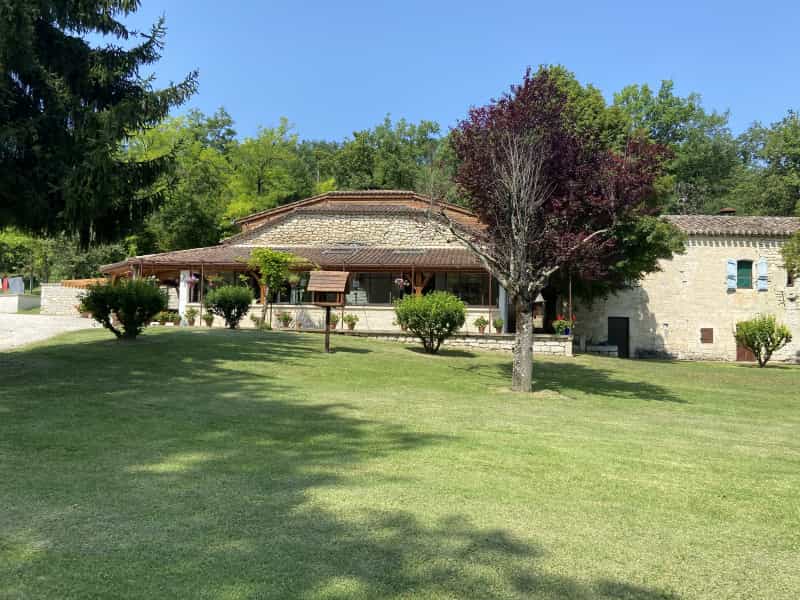 집 에 Montcuq-en-Quercy-Blanc, Occitanie 11126893