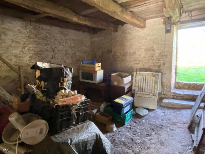 House in Ruffec, Nouvelle-Aquitaine 11126964