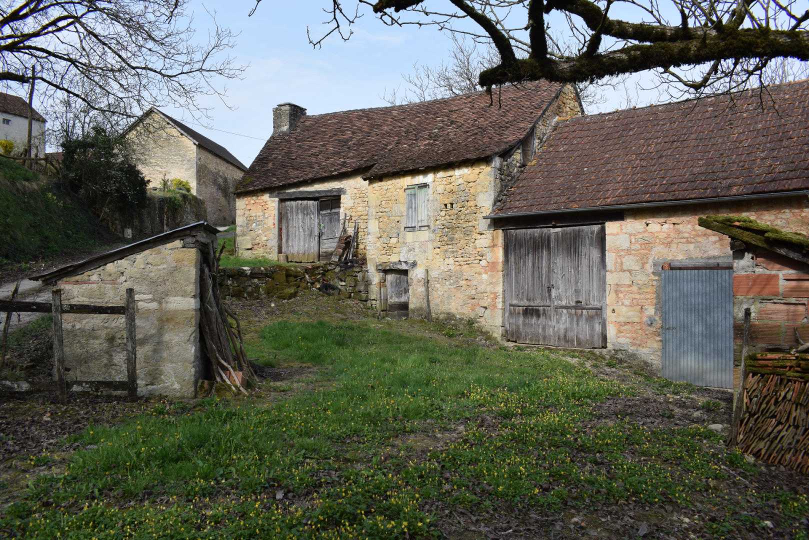 Rumah di Hautefort, Nouvelle-Aquitaine 11127062