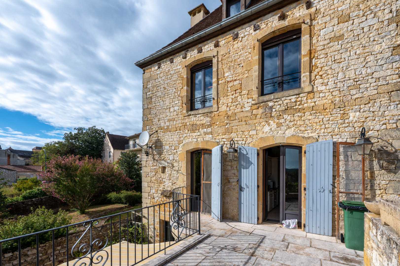 بيت في Gourdon, Occitanie 11127140