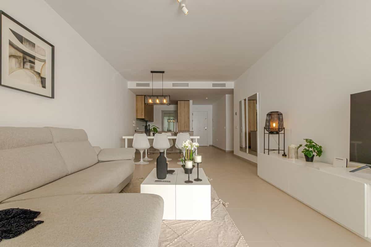 Condominium in Benalmadena, Andalusia 11127269