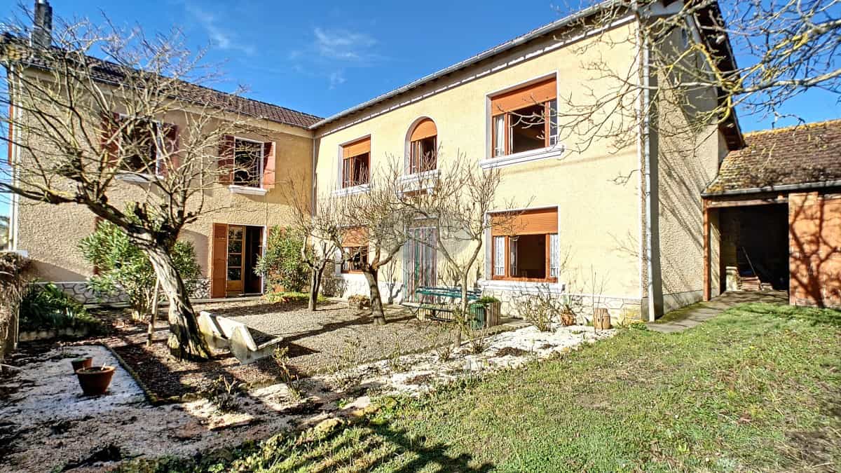 Huis in Tarbes, Occitanië 11127430
