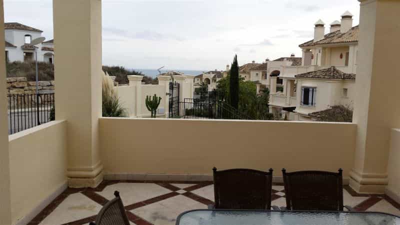 Condominium in Casares, Andalusia 11127830