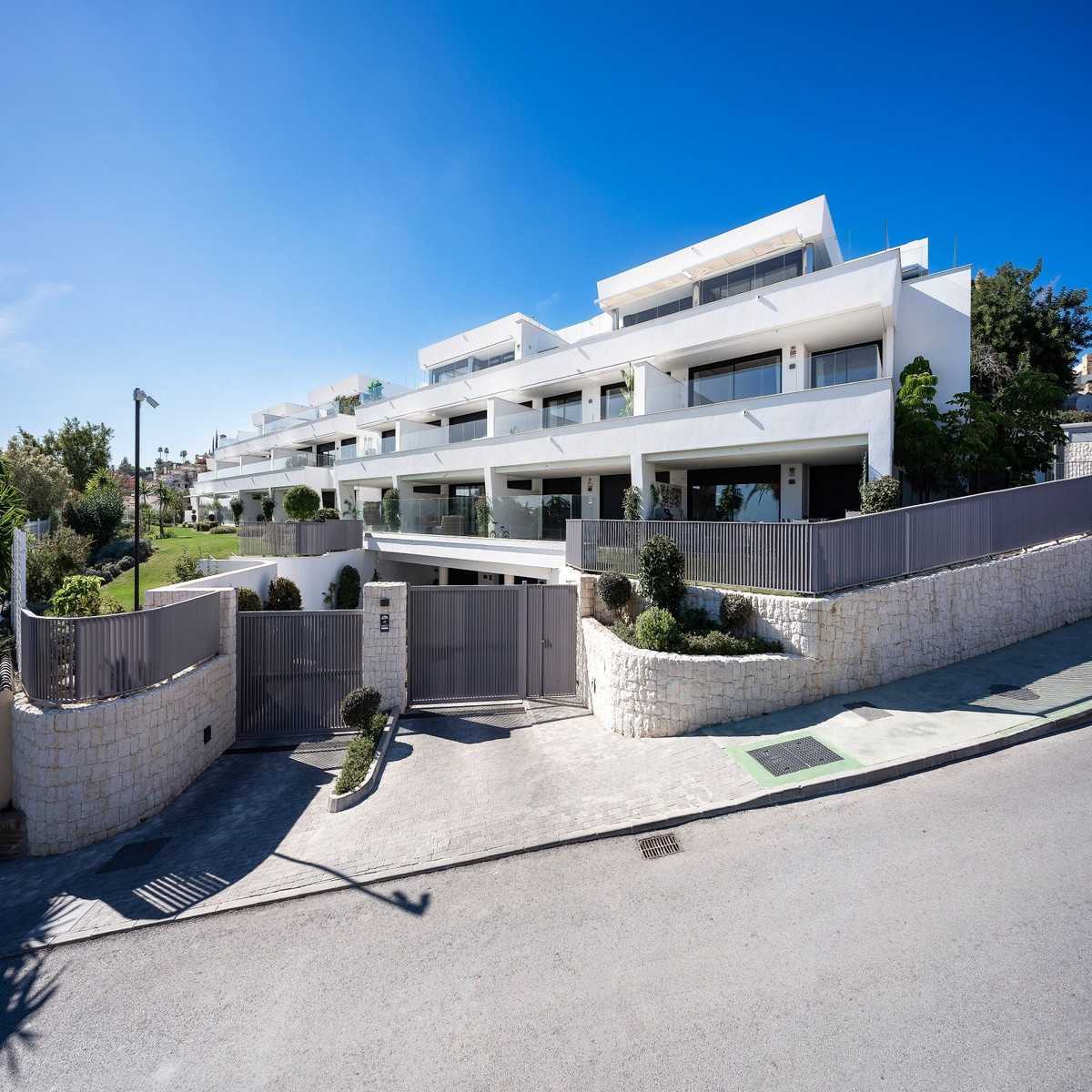 Condominium in El Angel, Andalusia 11127891