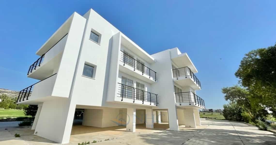 Condominium dans Géroskipou, Paphos 11128012