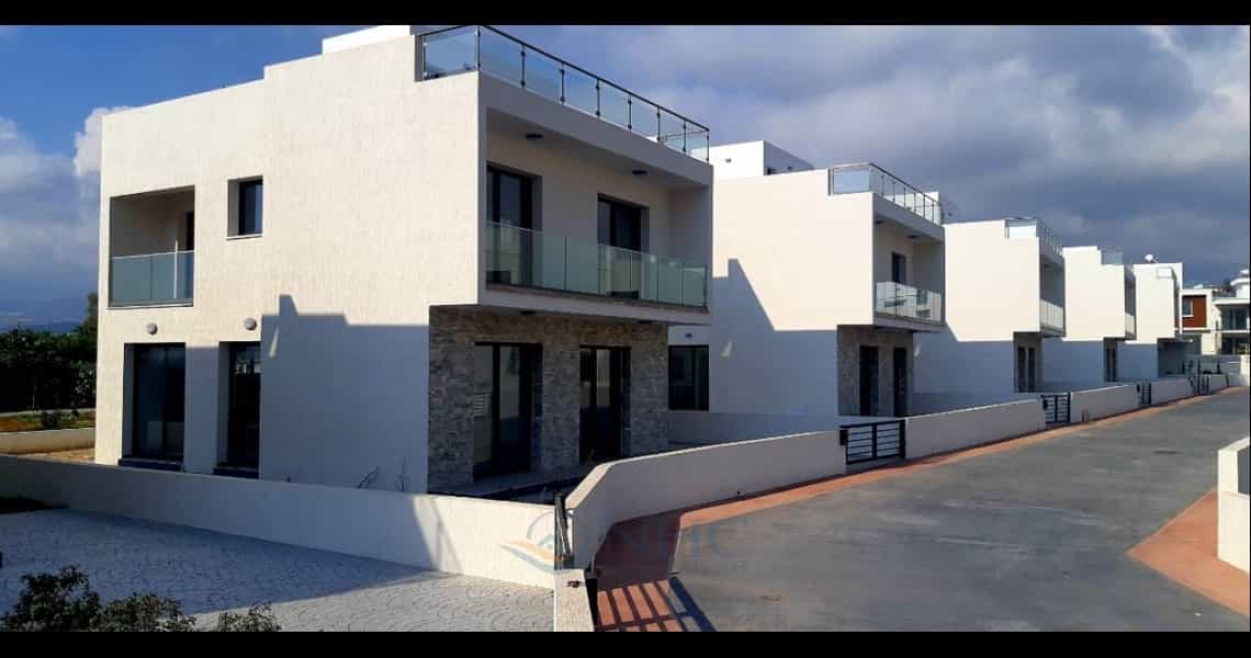 Rumah di Chloraka, Paphos 11128274