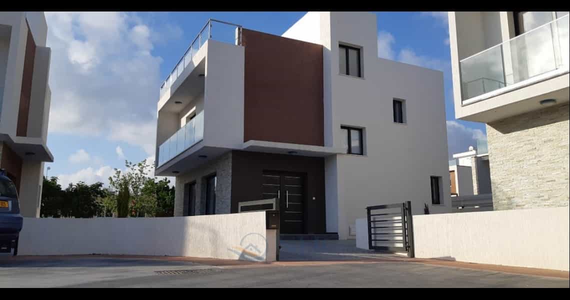 Rumah di Chloraka, Paphos 11128274